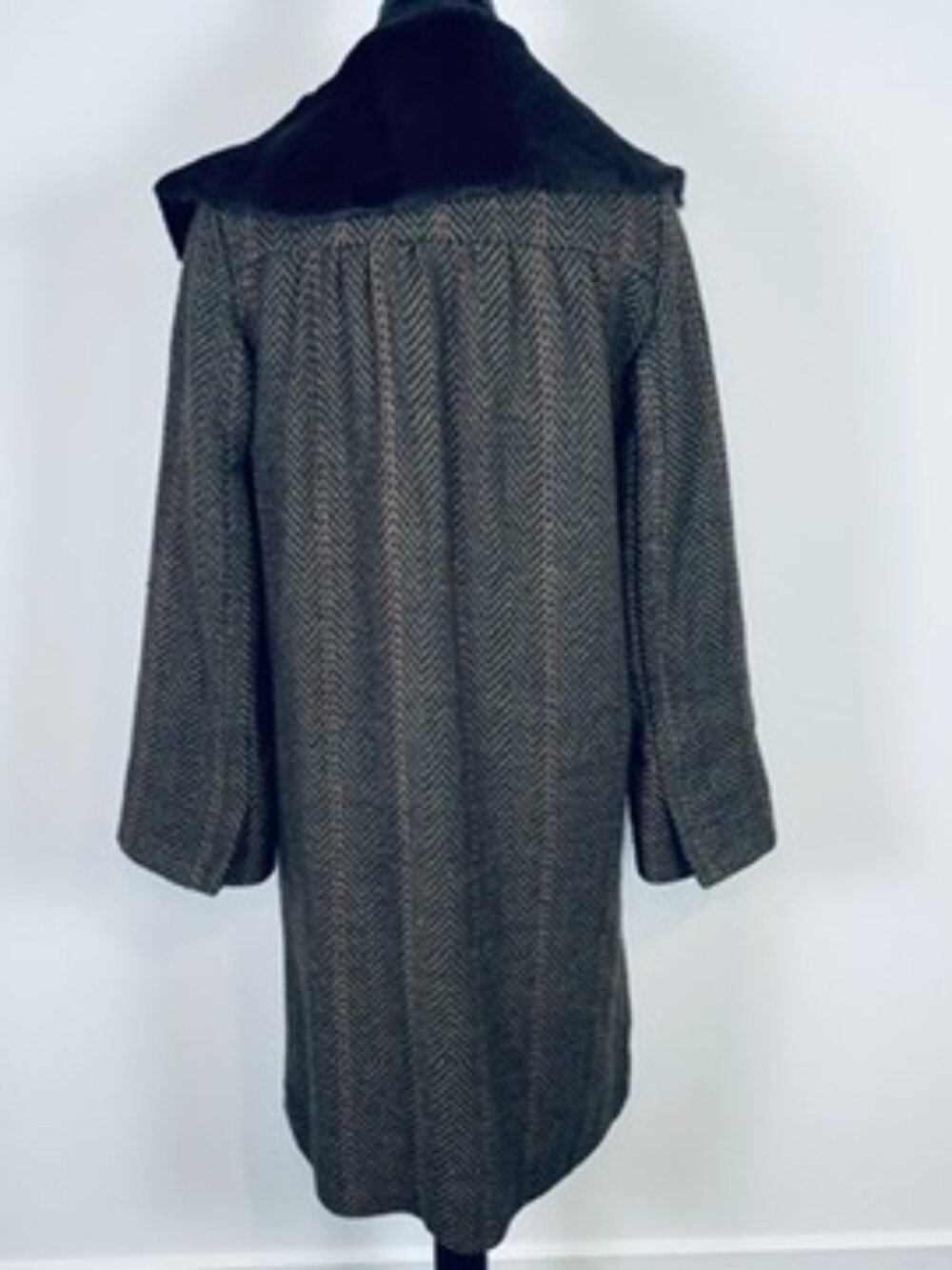 ANTIK BATIK 100% Wool Tweed Coat with Fur Collar & Embroidered Trim Size S - Picture 8 of 9
